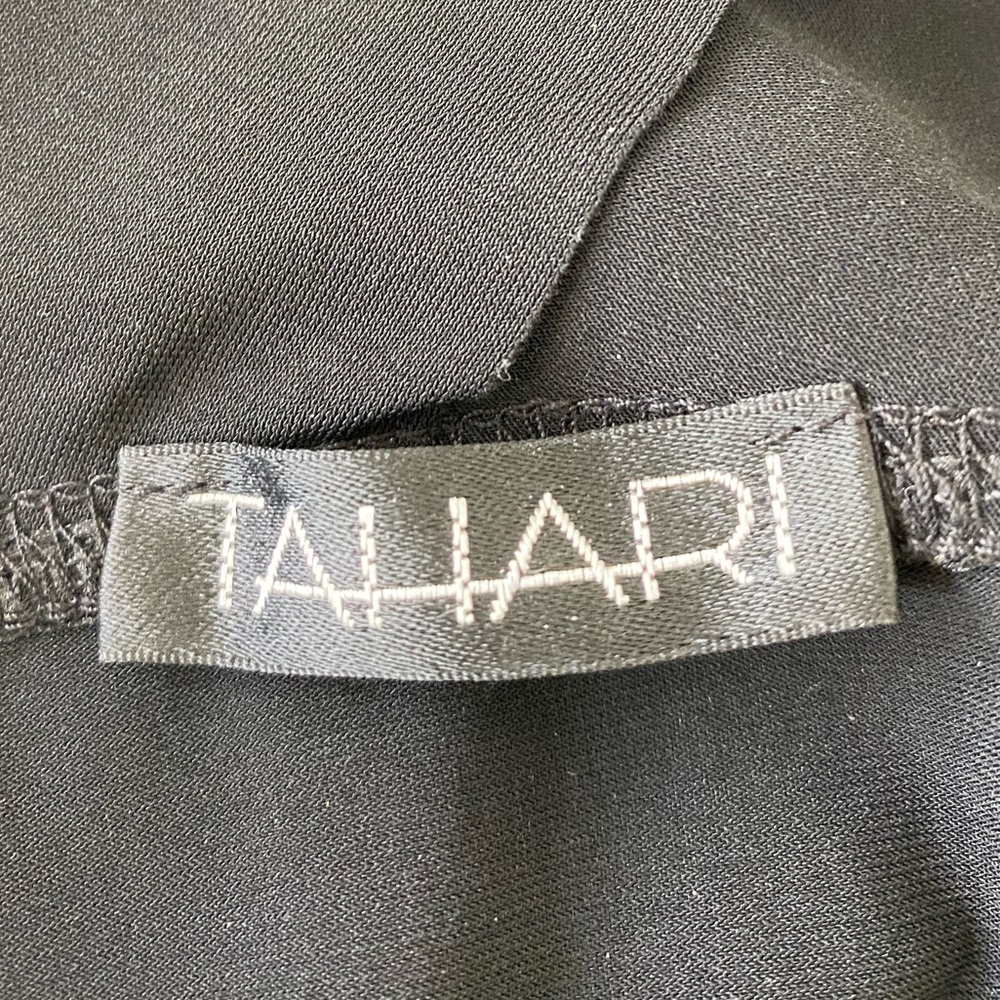 - Tahari top - Picture 6 of 6